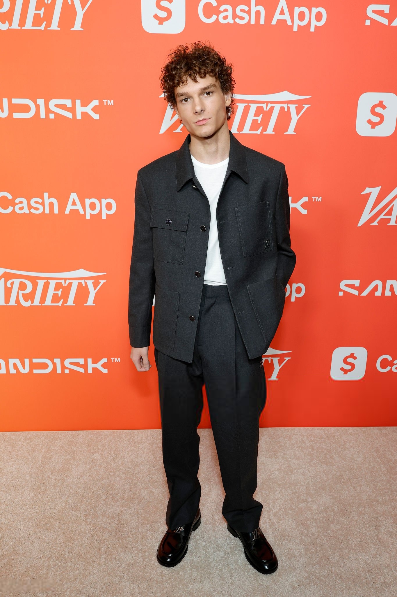 Variety-013.jpg Variety-013.jpg