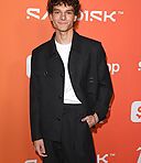 Variety-021.jpg